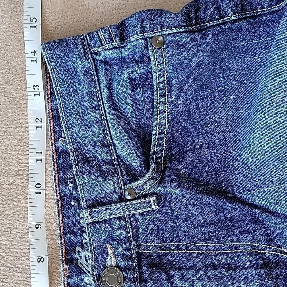 Eddie Bauer Original Loose Tapered Jeans Size 2P EUC - Picture 3 of 12